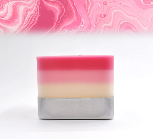 Pinkalicious Spiral Candle